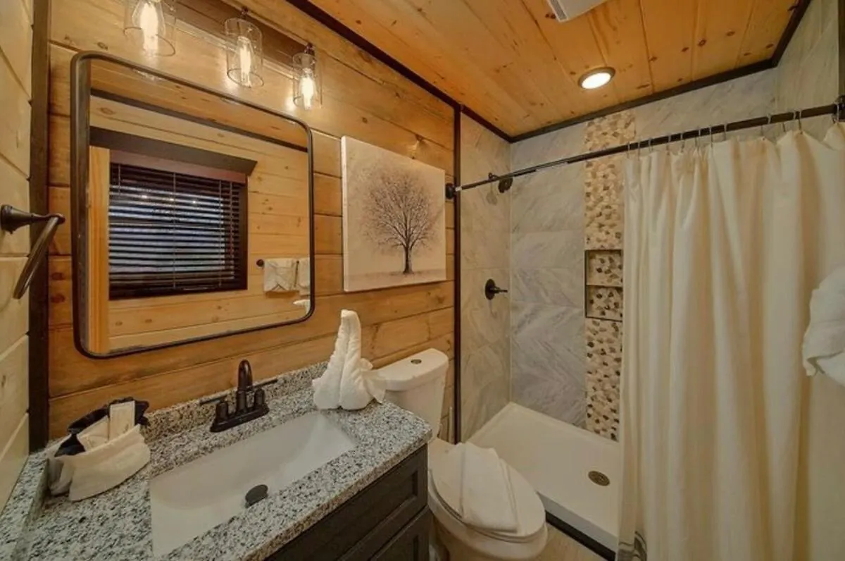 Holiday home Ada-accessible 5br Family With Game Room, Hot Tub And Fire Pit *