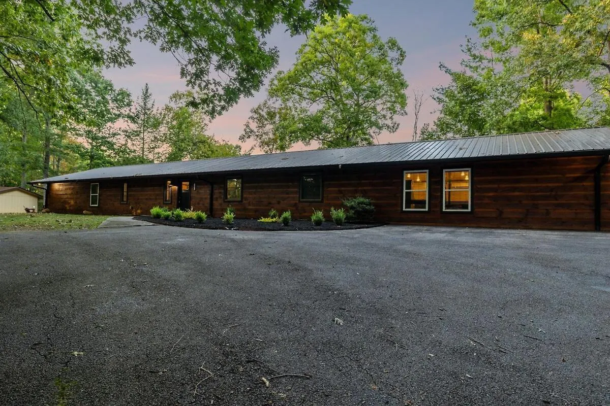 Ada-accessible 5br Family With Game Room, Hot Tub And Fire Pit