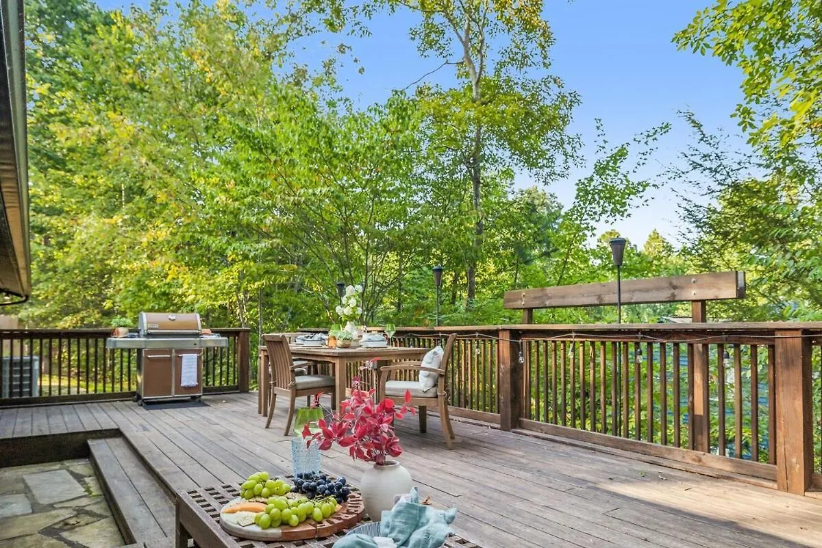 Holiday home Honeybear Hideaways - Spacious Family-friendly With Hot Tub, Game And Fire Pit Pigeon Forge