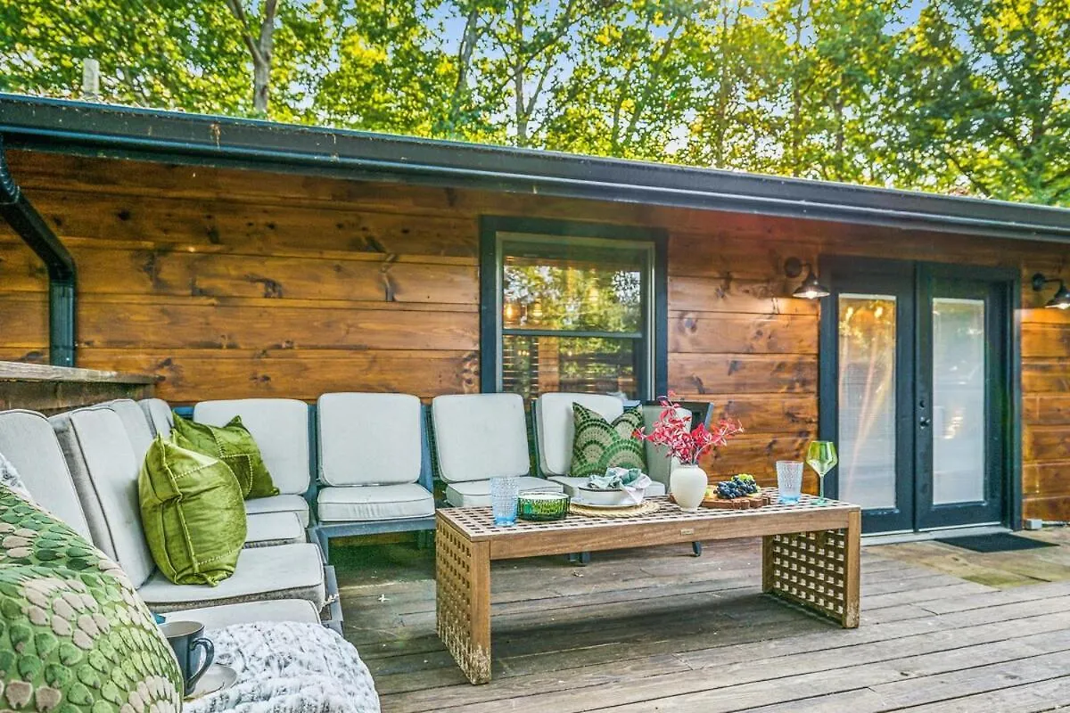 Honeybear Hideaways - Spacious Family-friendly With Hot Tub, Game And Fire Pit *