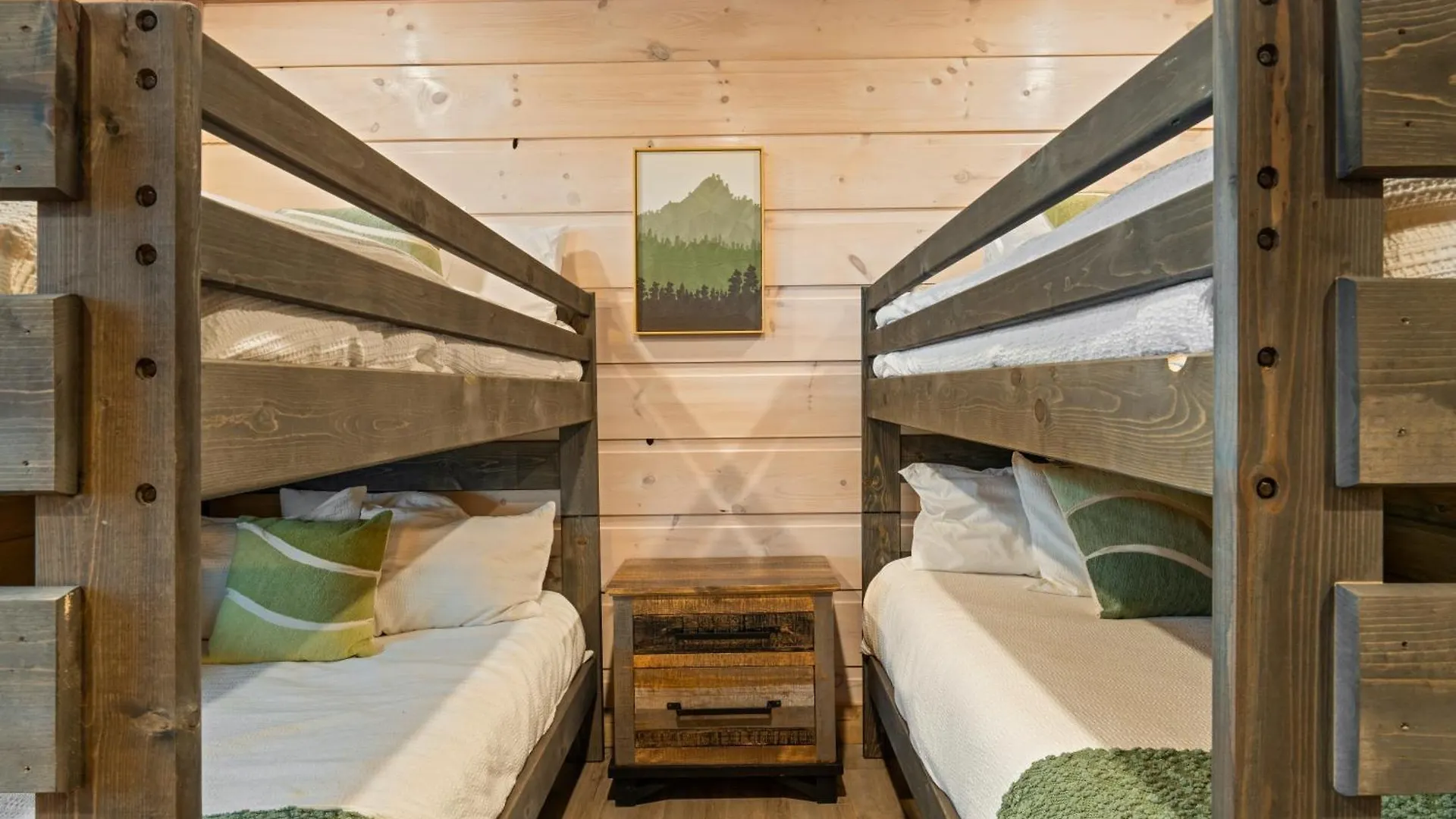Zen Z Bear Holiday home Pigeon Forge