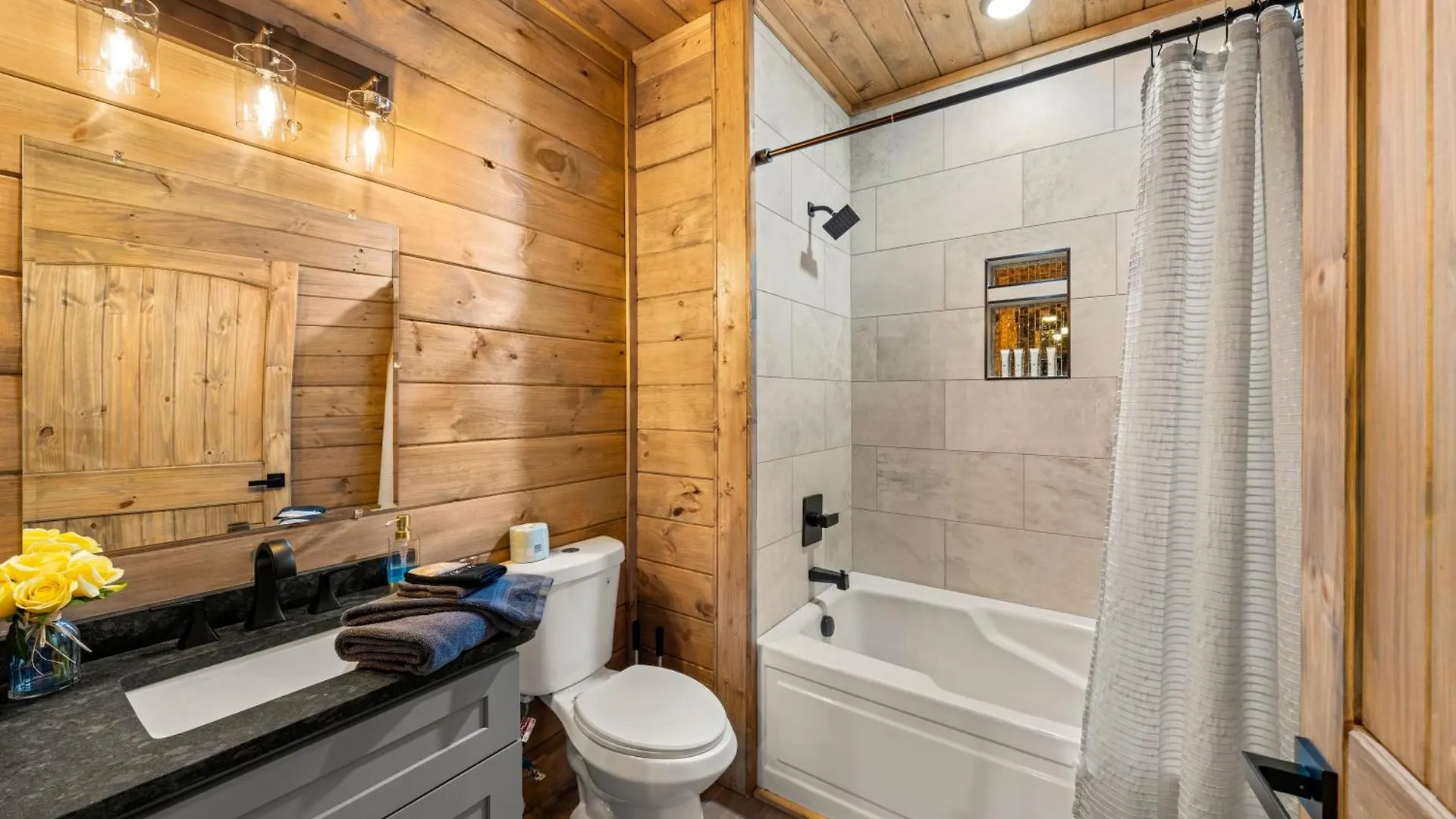 Zen Z Bear Holiday home Pigeon Forge
