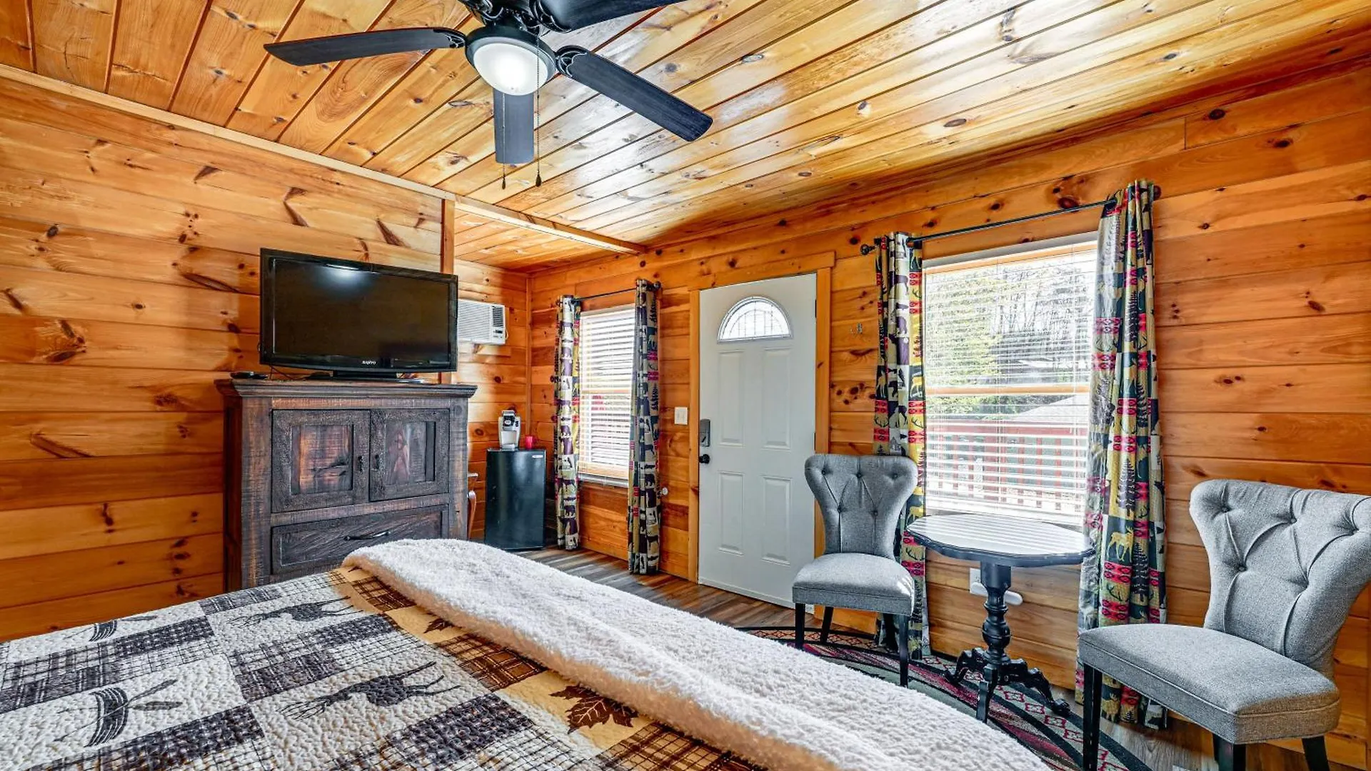 Holiday home By Dollywood With Private Pool! Pigeon Forge