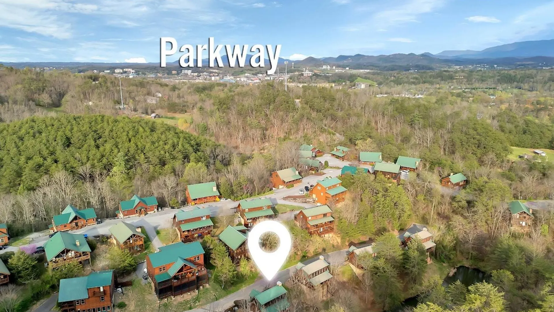 Holiday home Ern832 - Lakeside Hideaway - Great Location! Close To The Action!