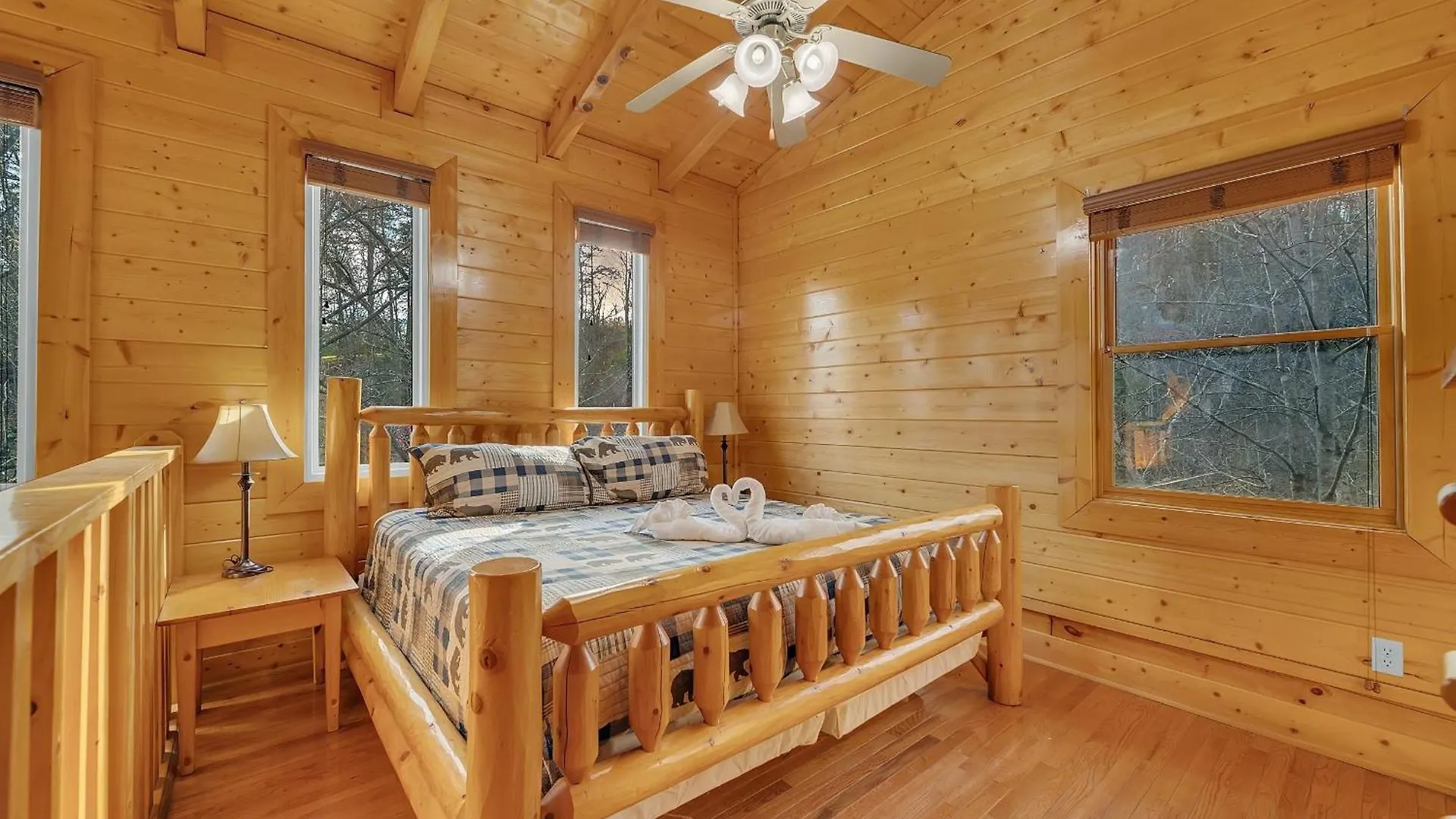 Ern832 - Lakeside Hideaway - Great Location! Close To The Action! Holiday home Pigeon Forge