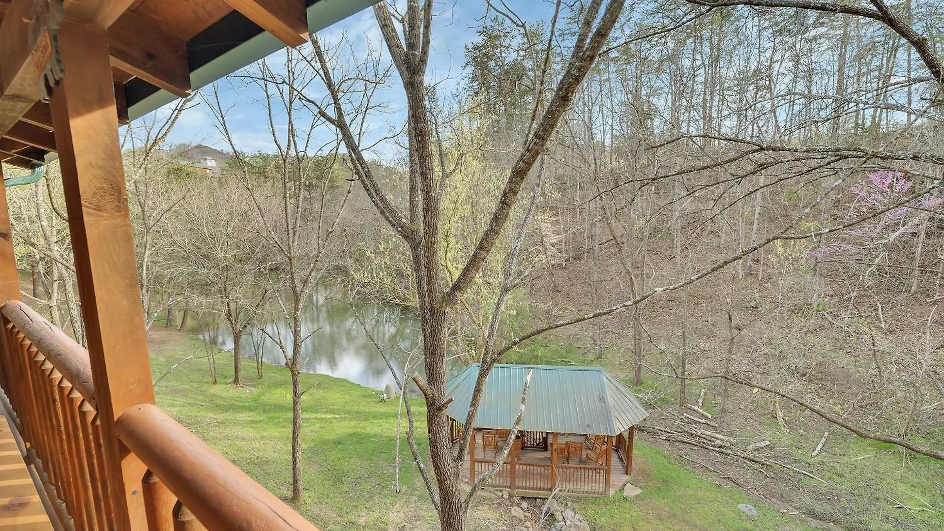 Ern832 - Lakeside Hideaway - Great Location! Close To The Action! Holiday home Pigeon Forge