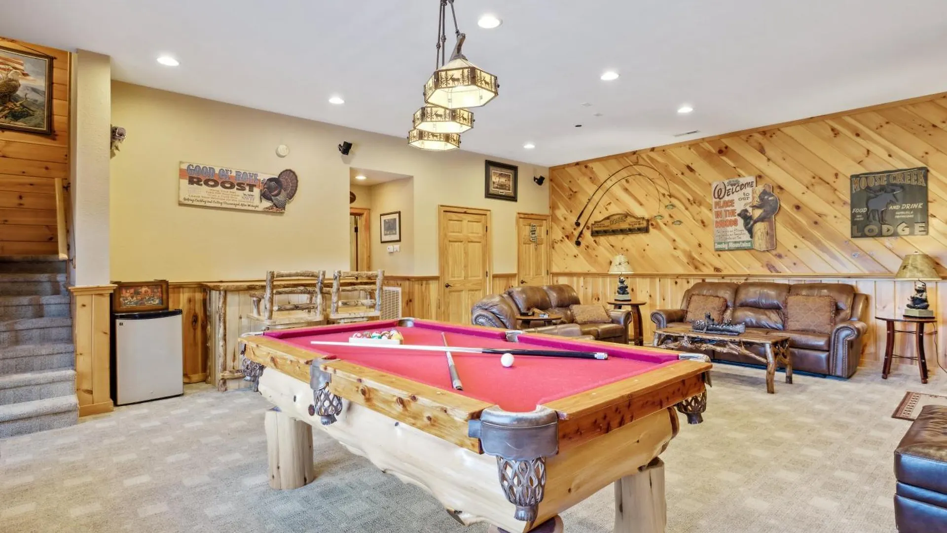 Experience Comfort And Tranquility At Mooseberry Just Minutes From Attractions Holiday home Pigeon Forge