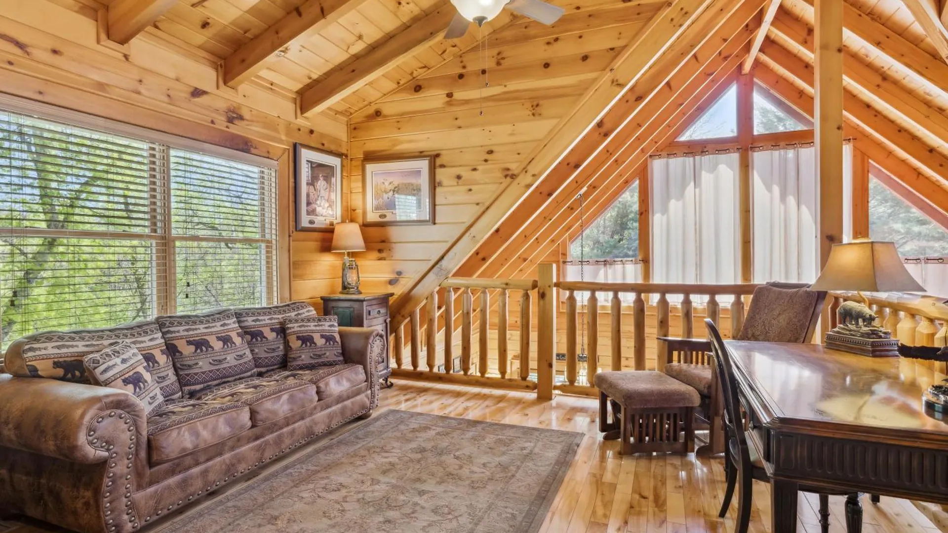 Holiday home Experience Comfort And Tranquility At Mooseberry Just Minutes From Attractions