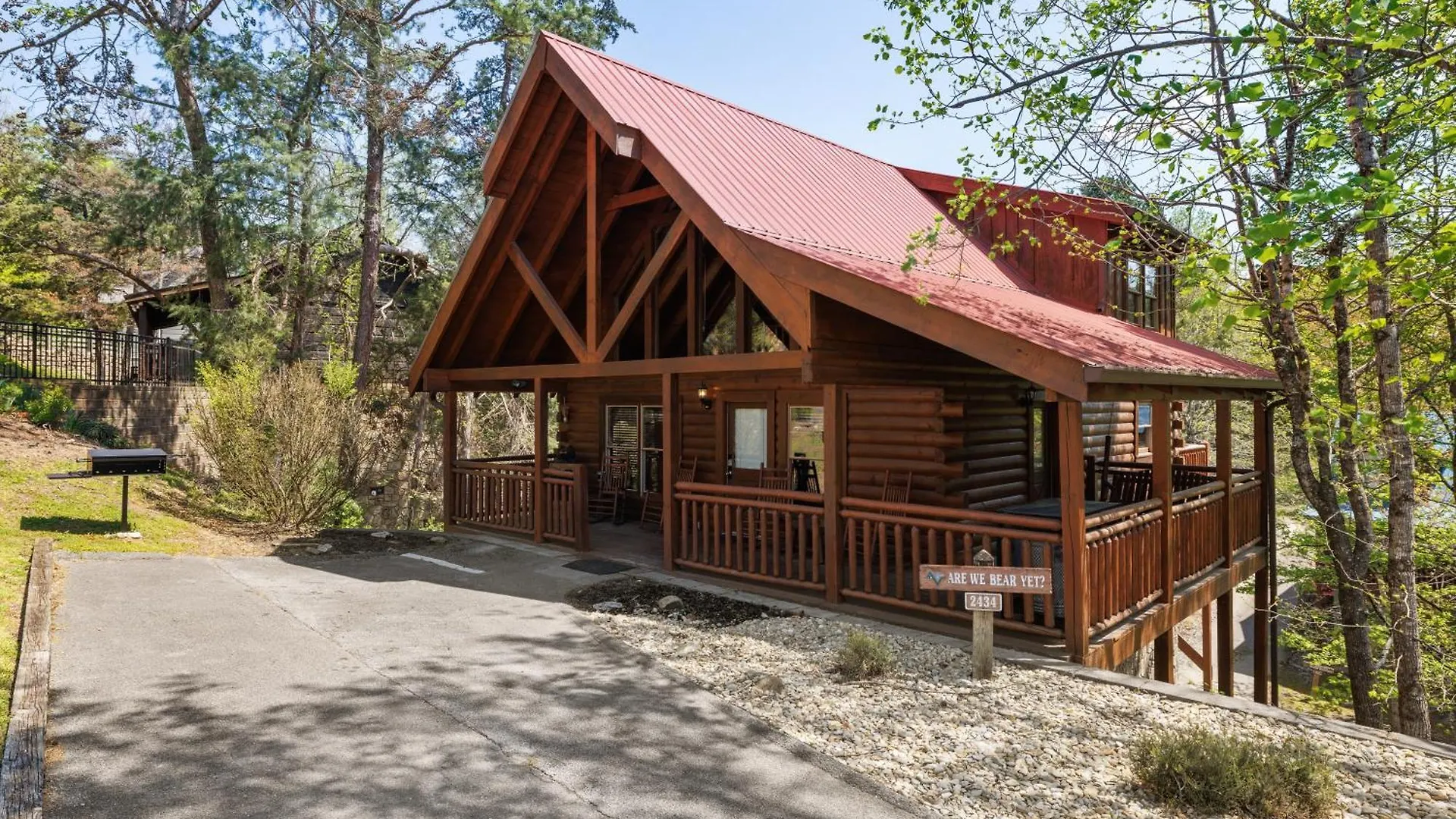 Holiday home Are We Bear Yet Rustic 1br With Hot Tub Pools & Fireplace1 Mile From Parkway