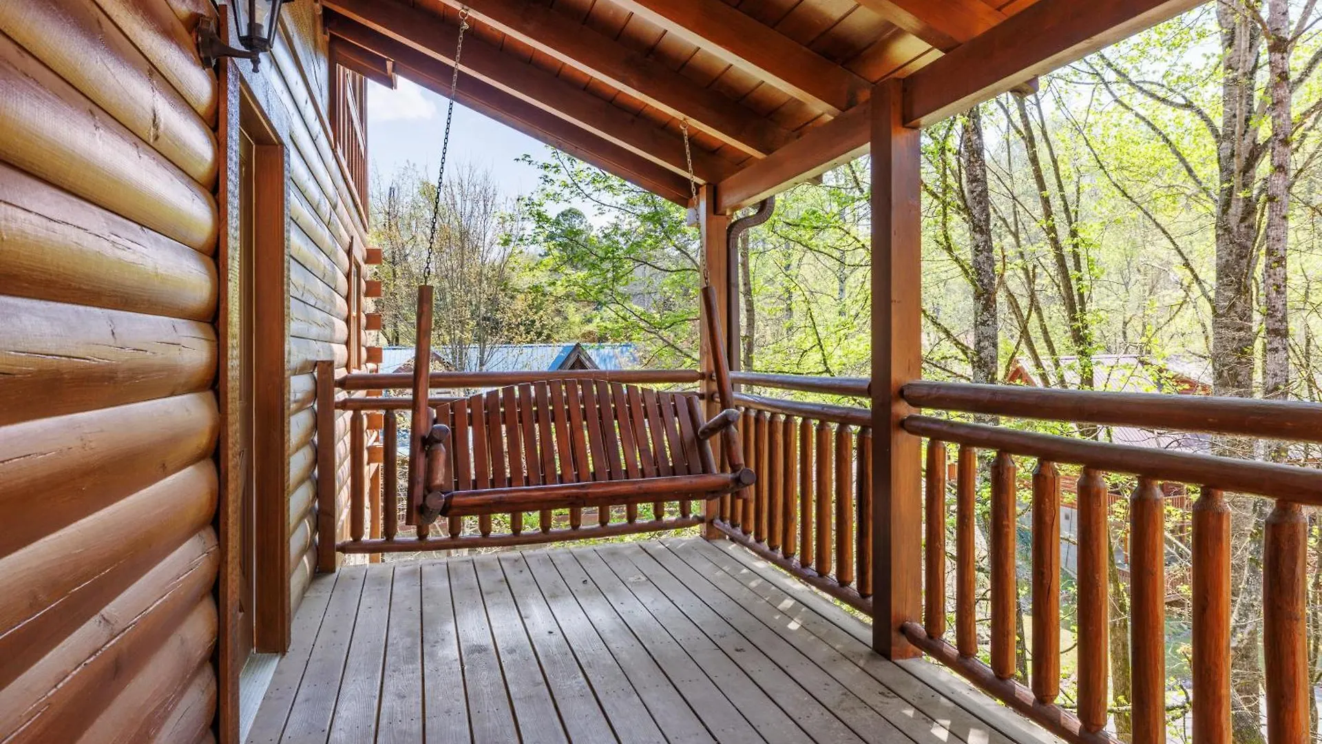 Are We Bear Yet Rustic 1br With Hot Tub Pools & Fireplace1 Mile From Parkway