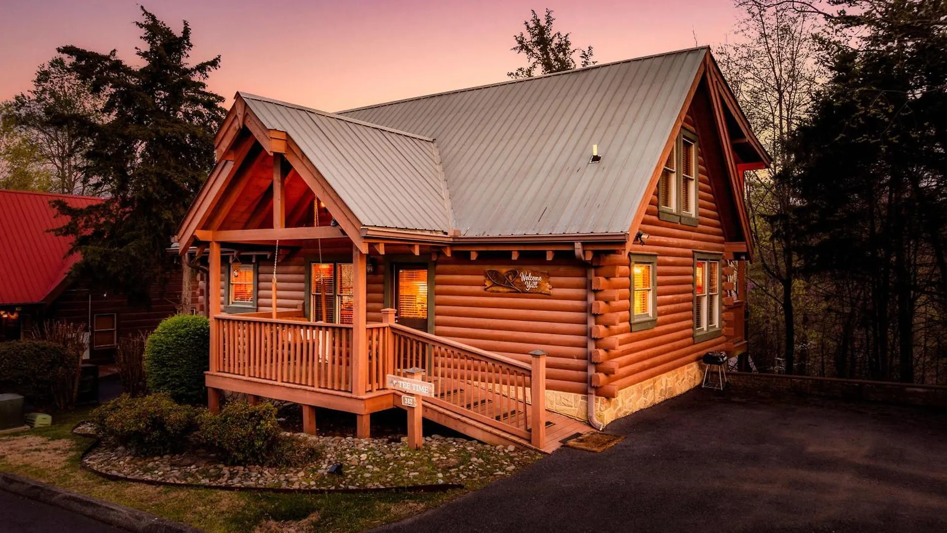 Holiday home Quaint & Cozy - Great Location - Hot Tub - Bbq *