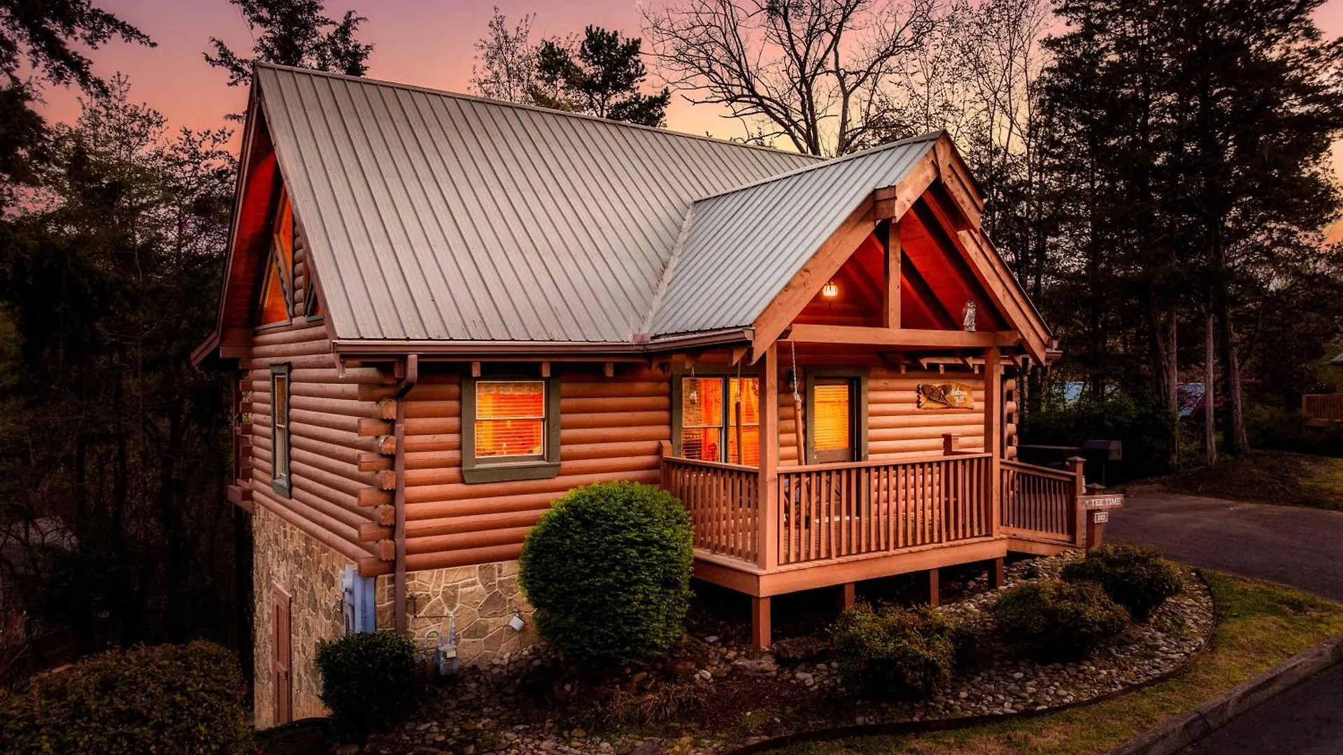 Holiday home Quaint & Cozy - Great Location - Hot Tub - Bbq *
