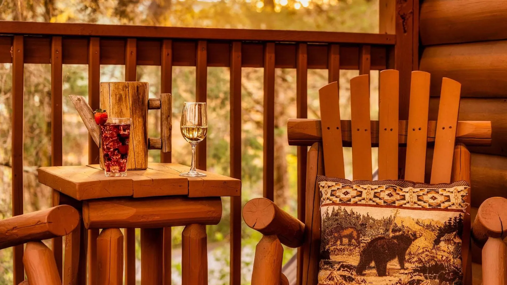 Quaint & Cozy - Great Location - Hot Tub - Bbq *
