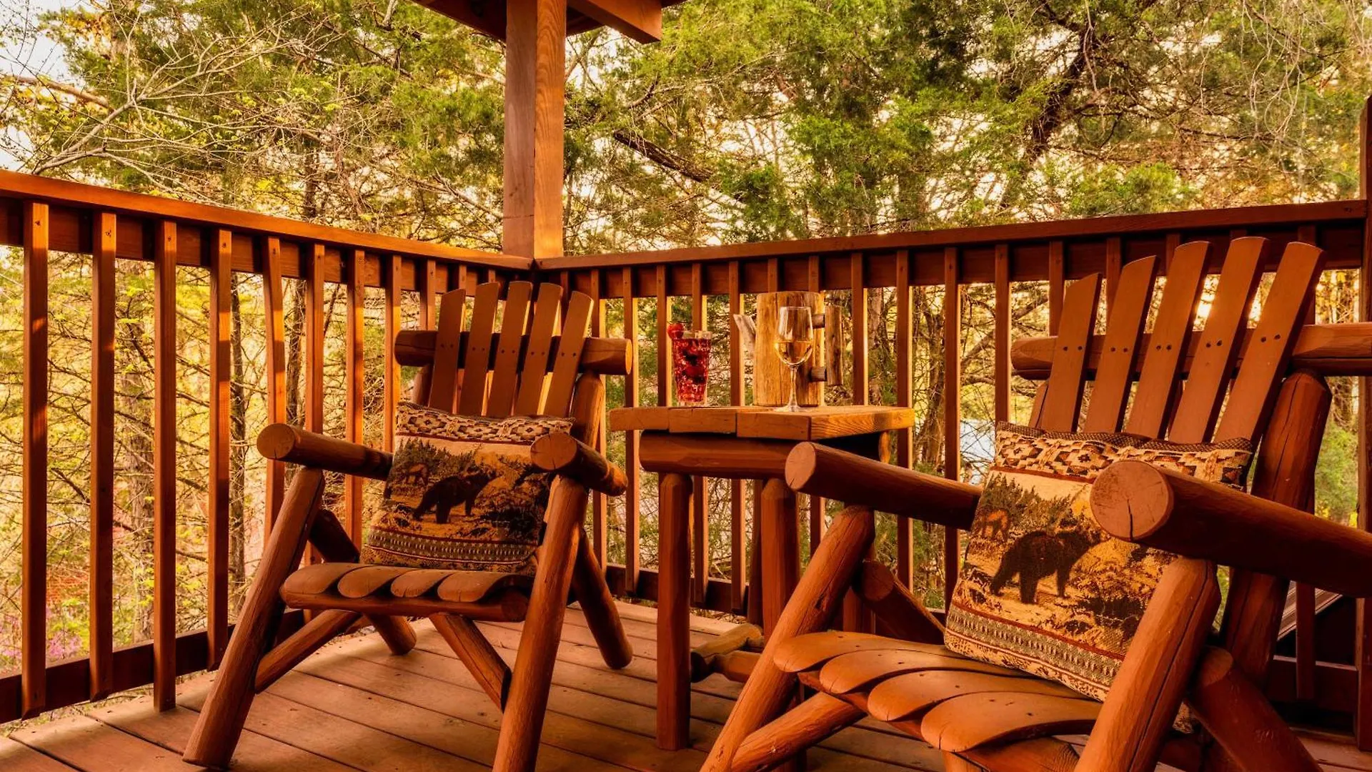 Quaint & Cozy - Great Location - Hot Tub - Bbq Holiday home