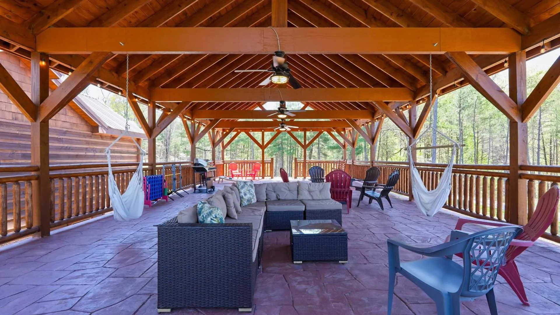 Holiday home Sleeps 28 - Luxe Smokies Game Hot Tub Views Near Attractions *