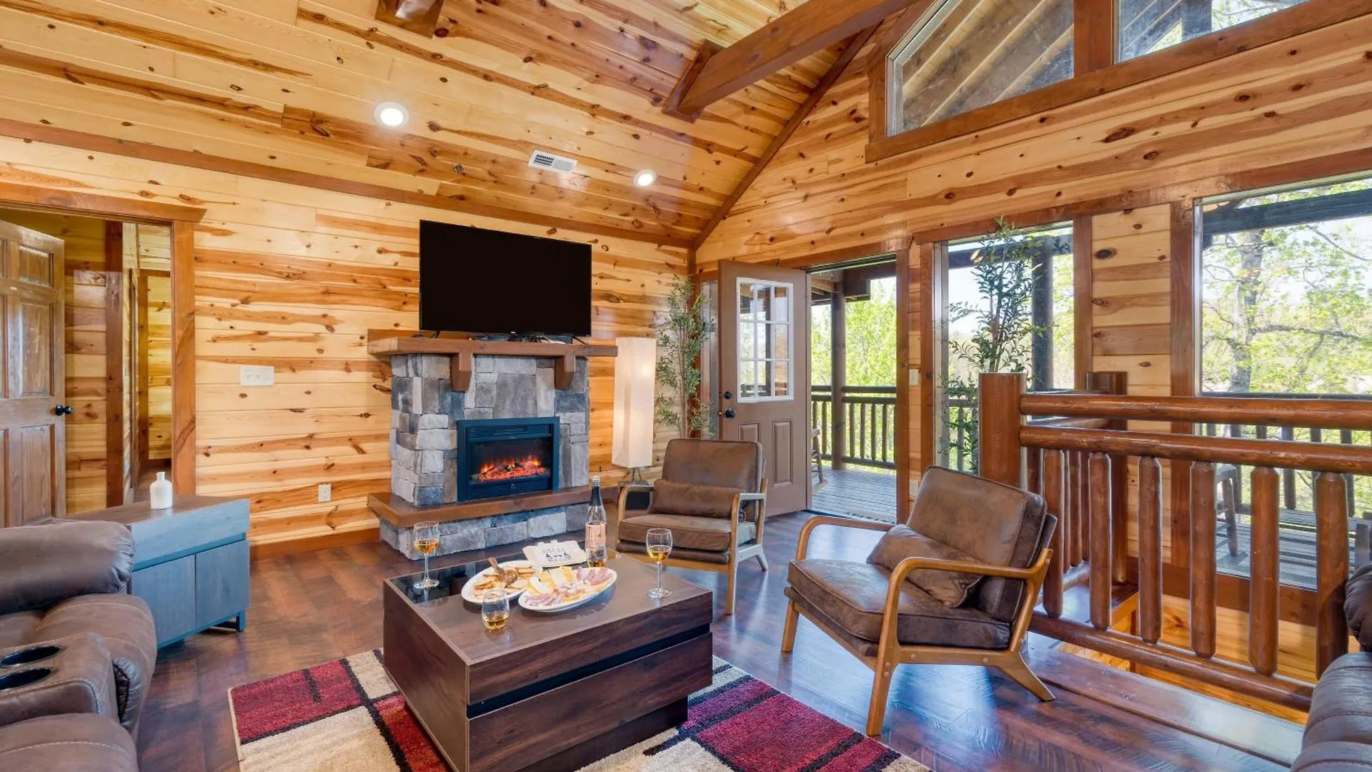 Sleeps 28 - Luxe Smokies Game Hot Tub Views Near Attractions Holiday home Pigeon Forge