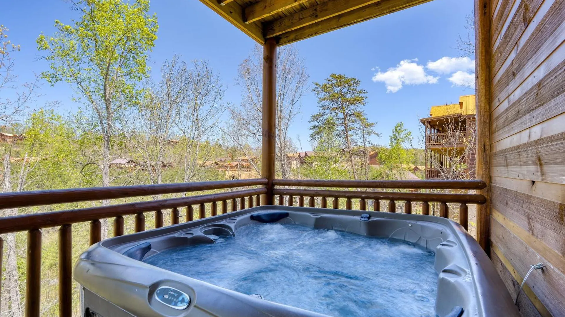 Sleeps 28 - Luxe Smokies Game Hot Tub Views Near Attractions Pigeon Forge