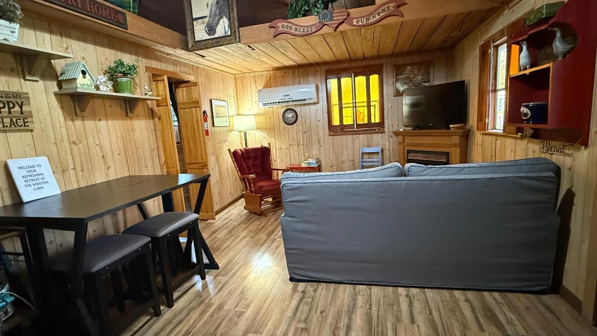 Casa vacanze Cozy Walking Distance To Parkway!