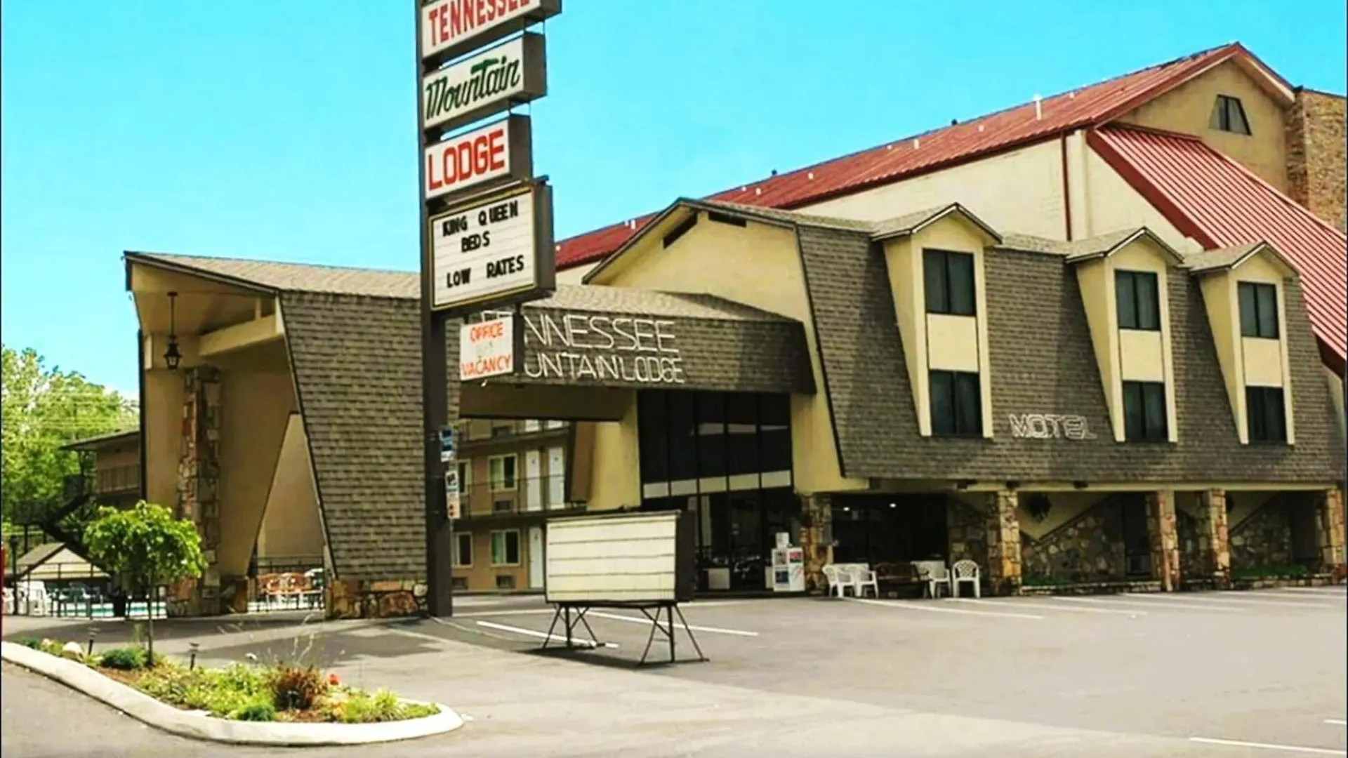 Hotel River Side By Oyo Pigeon Forge