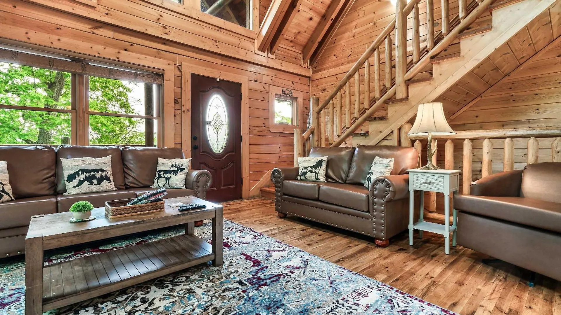 Great Views & Location- Family- Game Room- Hot Tub Σαλέ
