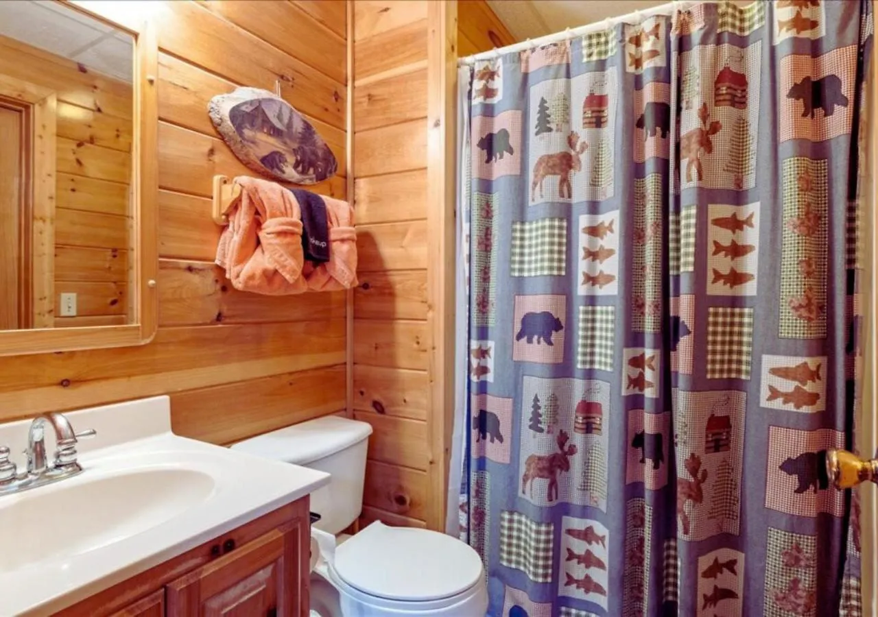 Dom wakacyjny Backwoods Secluded Escape For 8 Guests *