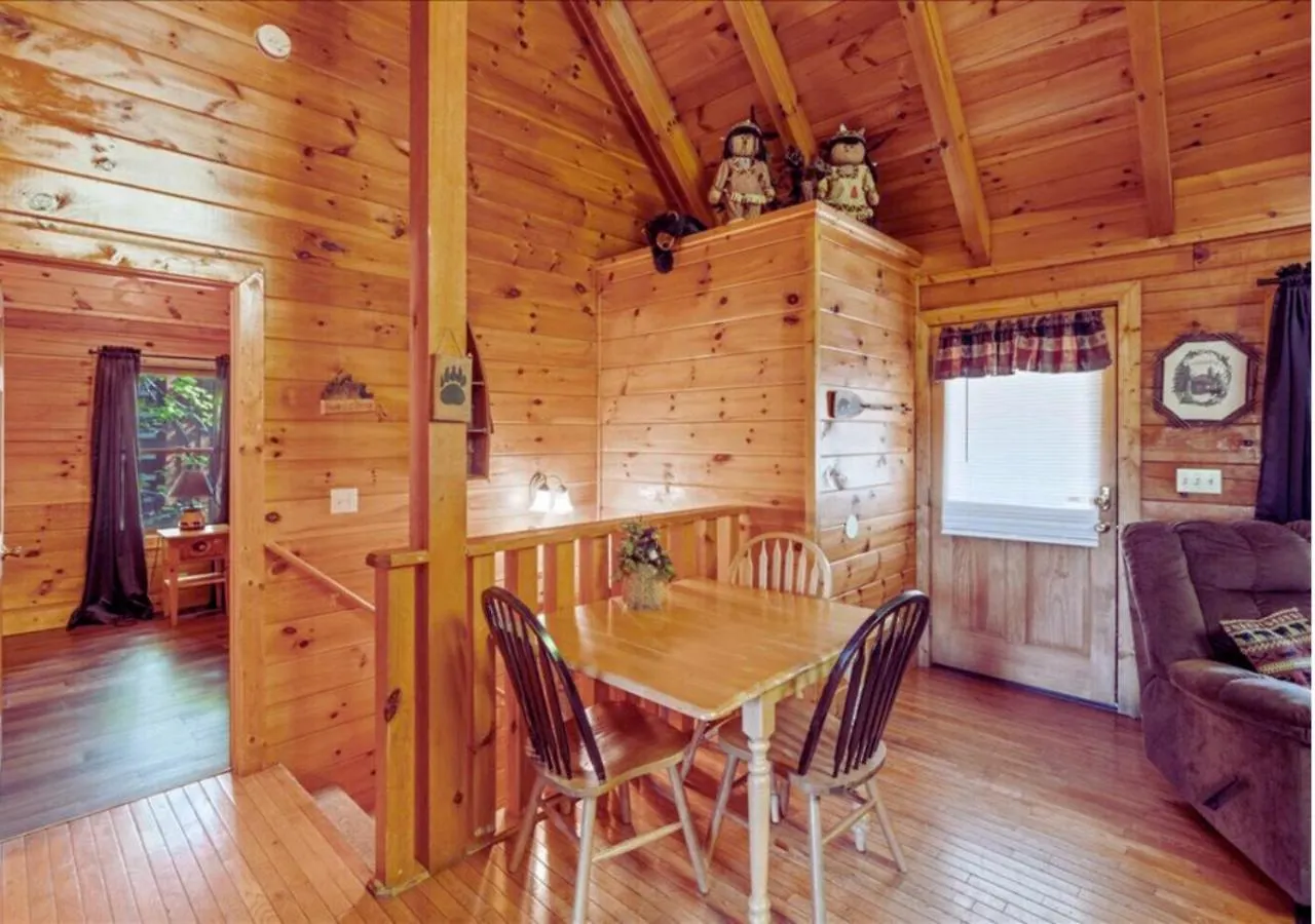 Backwoods Secluded Escape For 8 Guests Dom wakacyjny