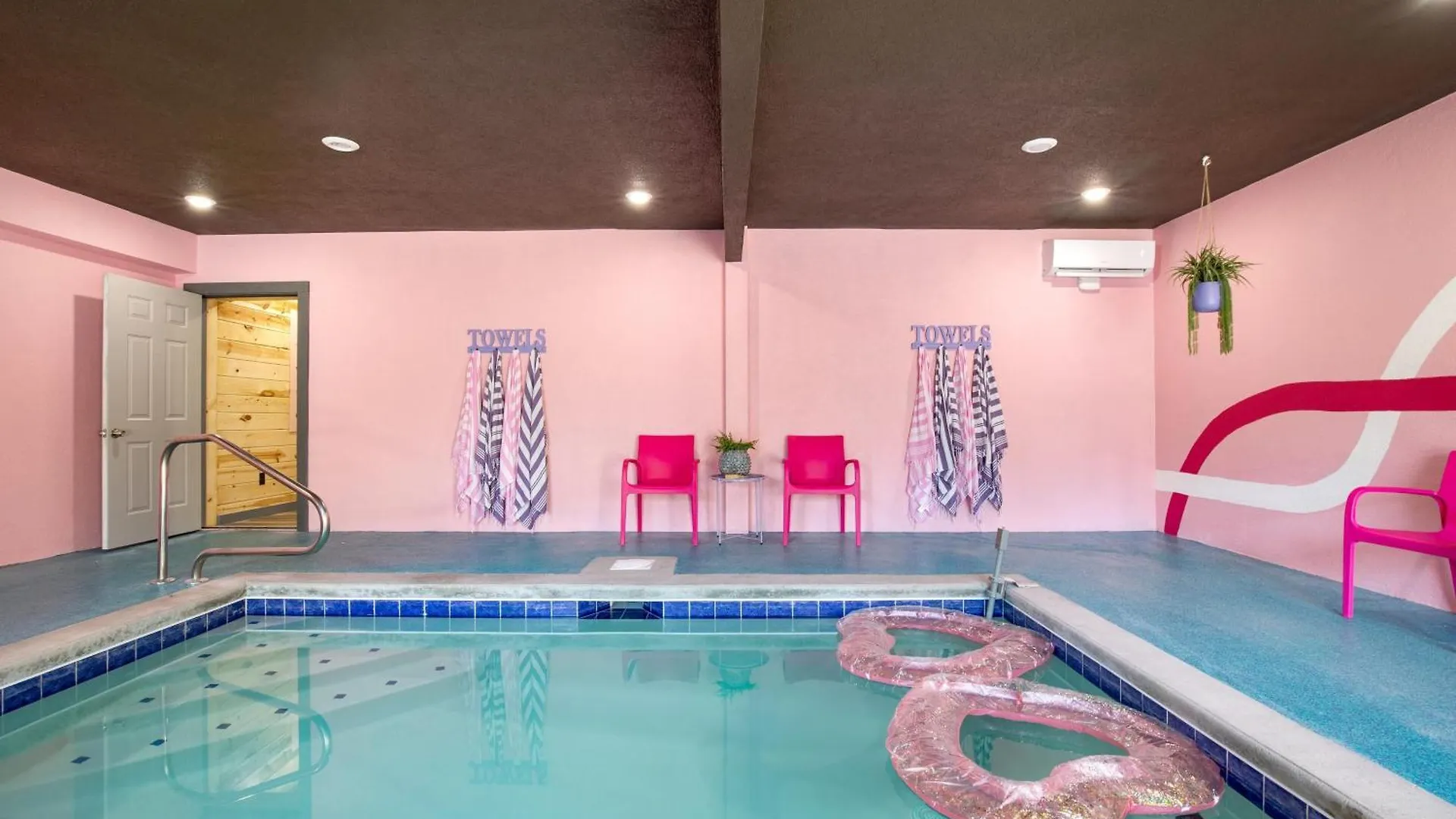 بيت للعطل Pink Pines Avantstay Luxury Aesthetic Dream Indoor Pool Hot Tub