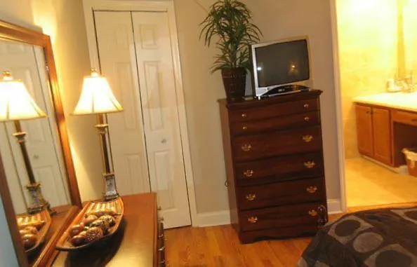 River Place #610 3bd *