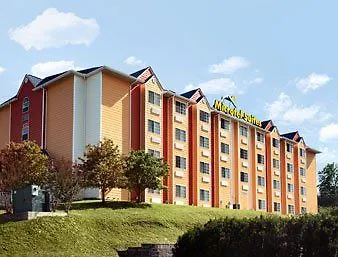 Hotel Microtel & By Wyndham