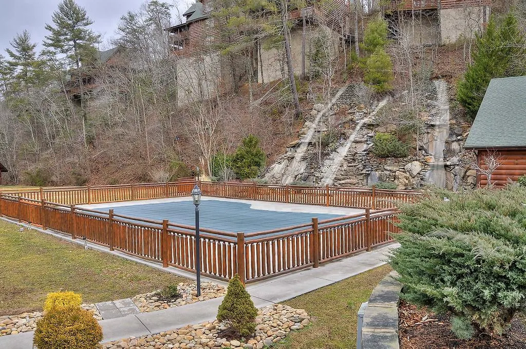 Holiday home Hakuna Matata Two-bedroom Cabin Pigeon Forge