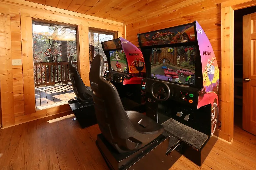 Big Pine - Six Bedroom Holiday home Pigeon Forge