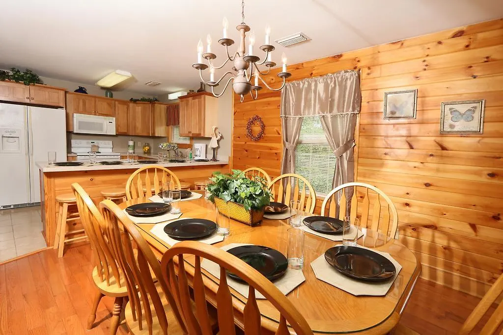 Pinnacle View 7a - Three Bedroom Apartment *