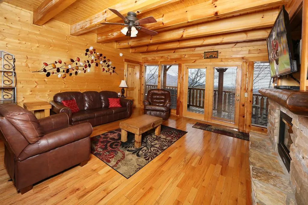 Rising Eagle - Eight Bedroom * Pigeon Forge