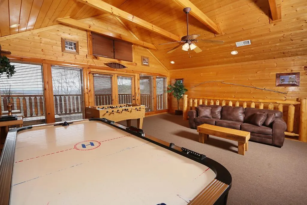 Rising Eagle - Eight Bedroom Pigeon Forge