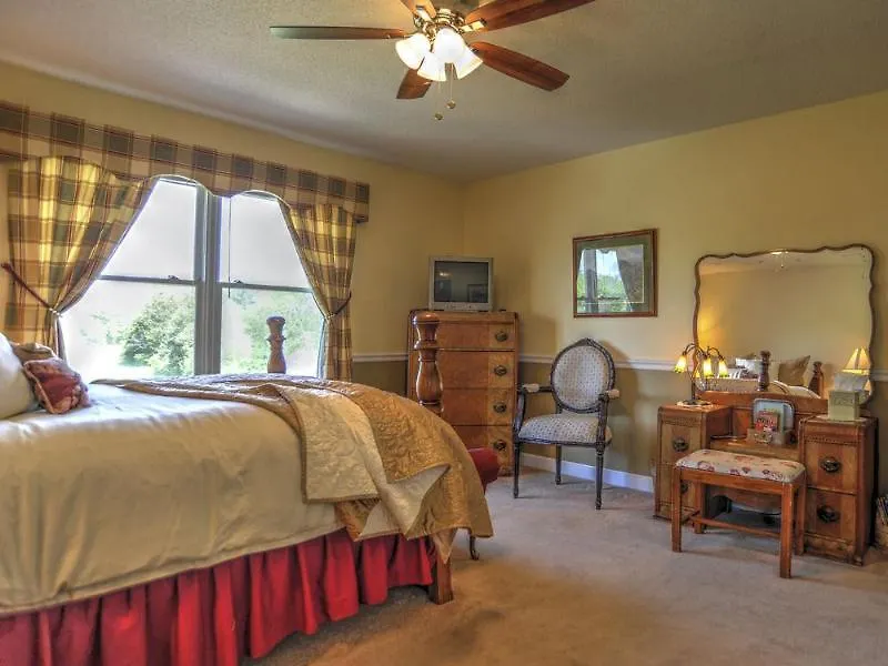 Blue Mountain Mist Country Bed & Breakfast 3*