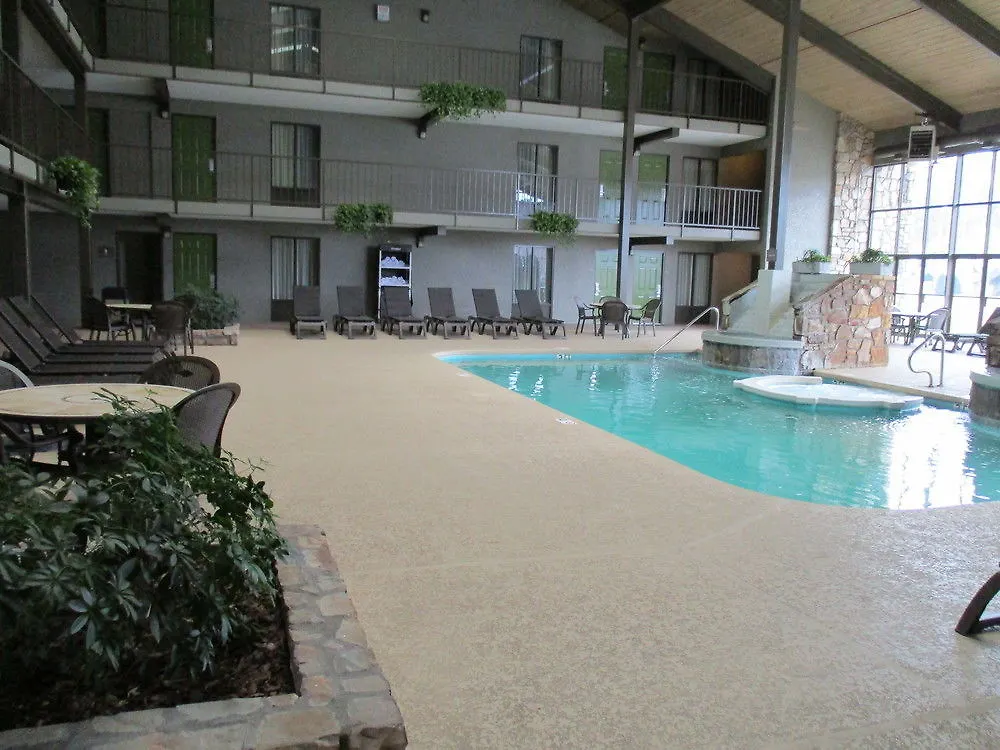 Hotel Western Plaza 3*