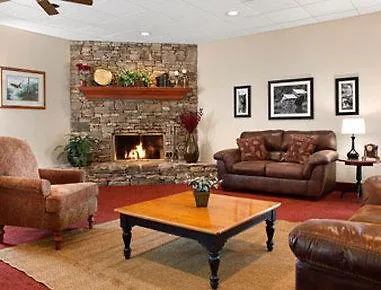 Hotel Ramada By Wyndham North Pigeon Forge