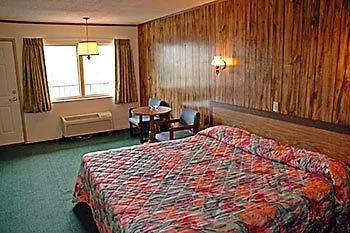 Tennessee Mountain Riverside By Oyo Hotel 5*