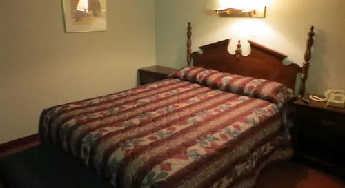 Otel Riverside Motor - Pigeon Forge