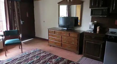 Riverside Motor - 2* Pigeon Forge