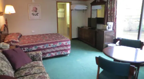 Riverside Motor - Otel Pigeon Forge