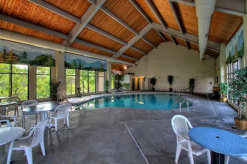 By Willow Brook 2* Pigeon Forge