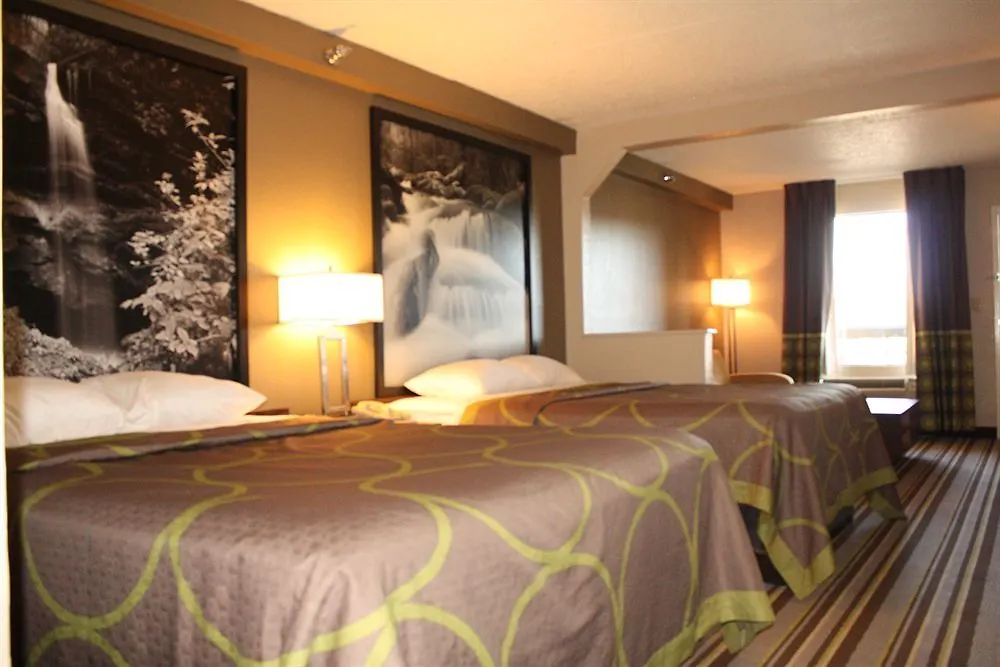 Super 8 By Wyndham Pigeon Forge-emert St Hotel