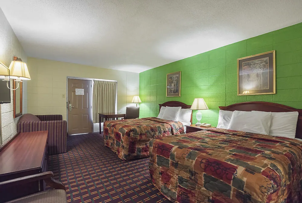 Rodeway On The Parkway Pigeon Forge