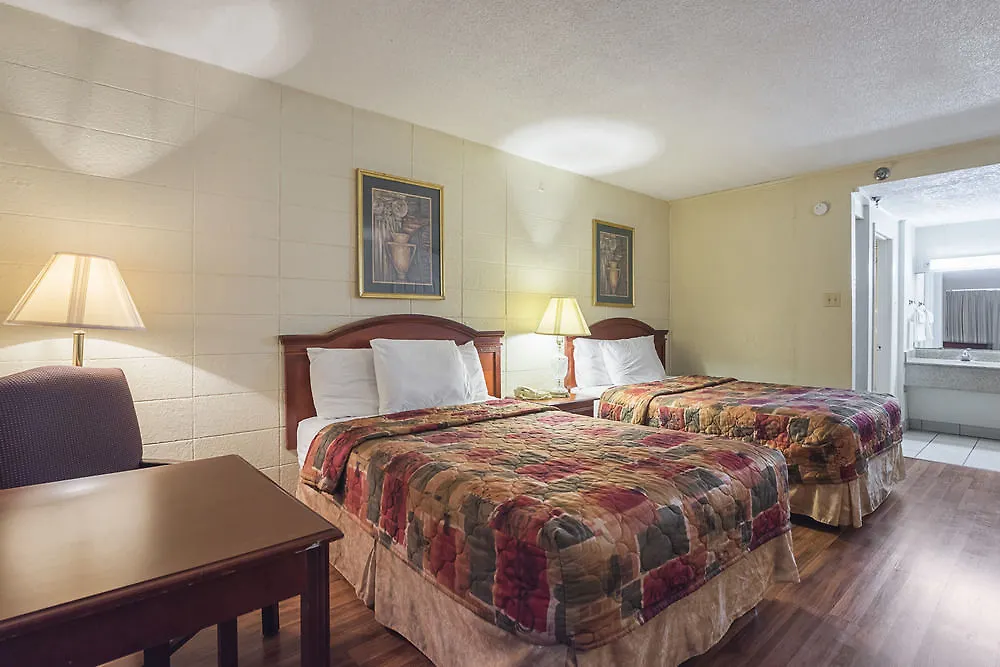Hotel Rodeway On The Parkway Pigeon Forge