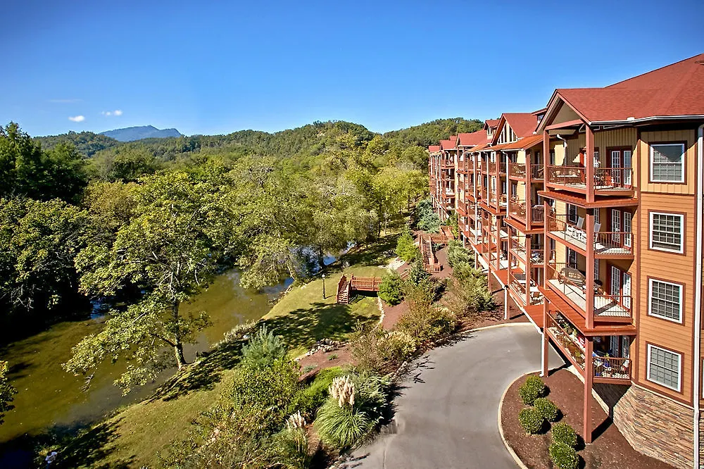Aparthotel Appleview River 3*