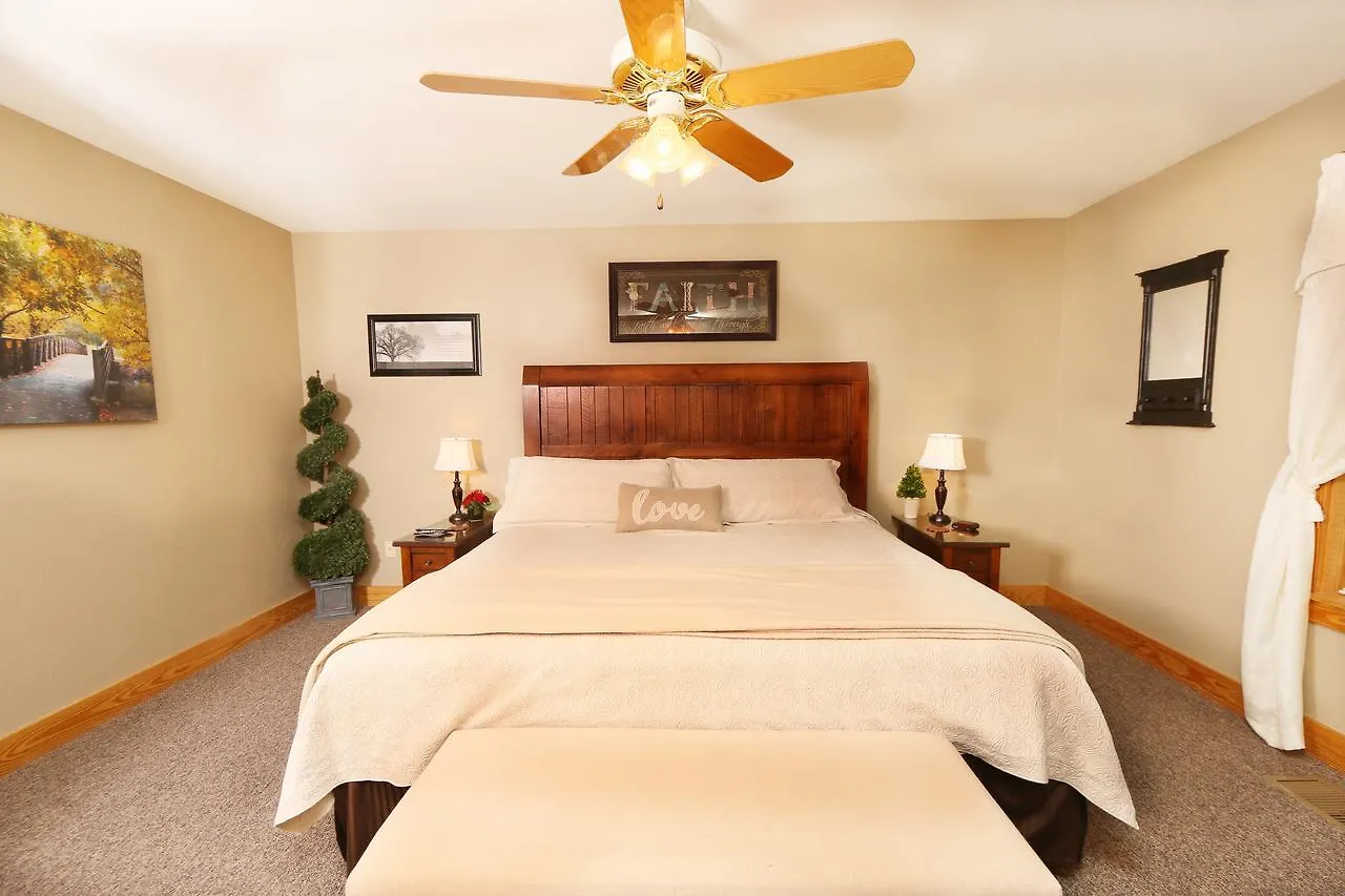 Pinnacle View 7c - Three Bedroom *