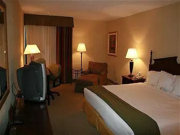 Express & By Ihg Station touristique