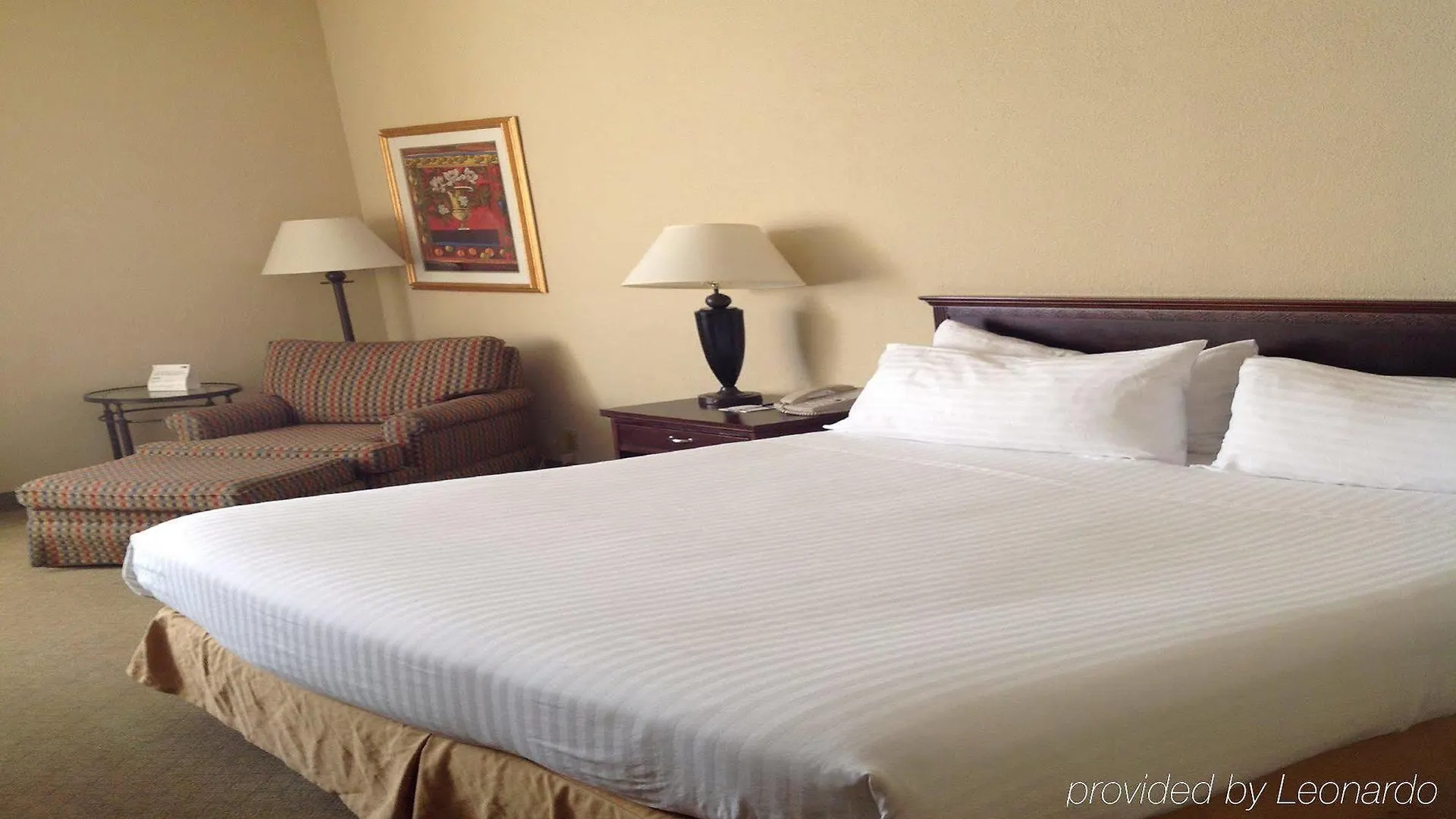 Express & By Ihg 3*