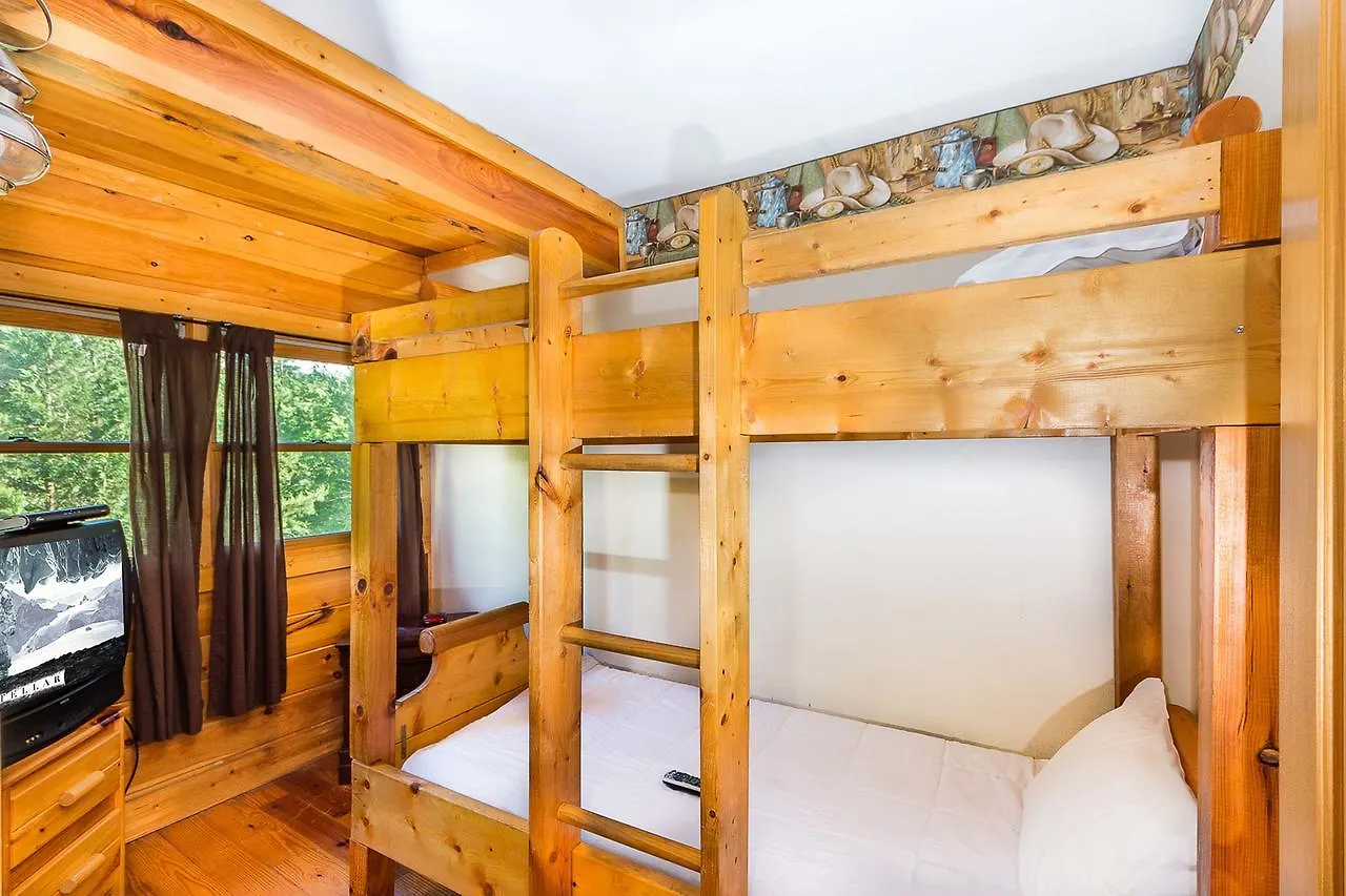 9 Bedroom Roscoe's Retreat By Hosteeva Holiday home